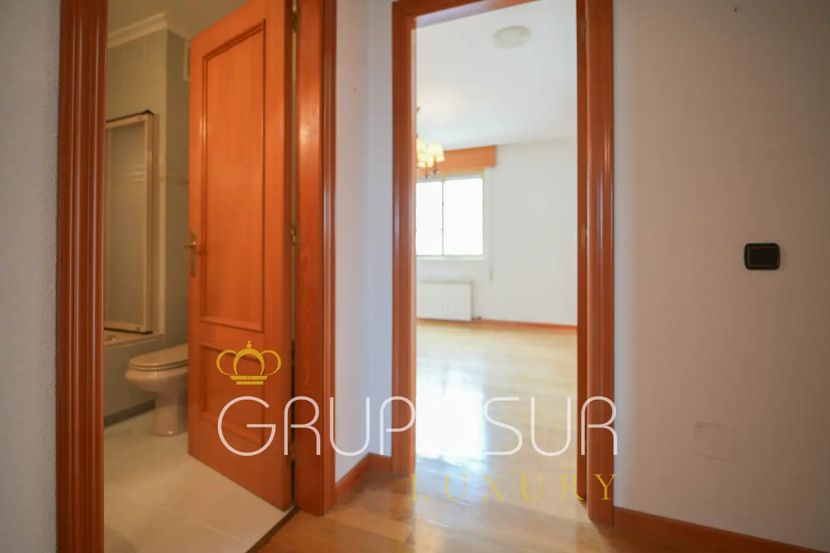Casa adosada en venda en Laguna de Duero amb Calefacció, Jardí privat i Parquet