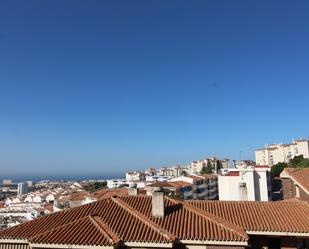 Vista exterior de Casa o xalet en venda en Benalmádena amb Terrassa, Traster i Moblat