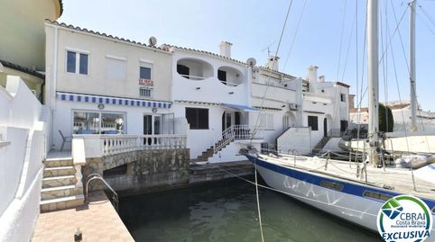 Foto 2 de Casa adosada en venda a Salins - Cavall de Mar, Empuriabrava