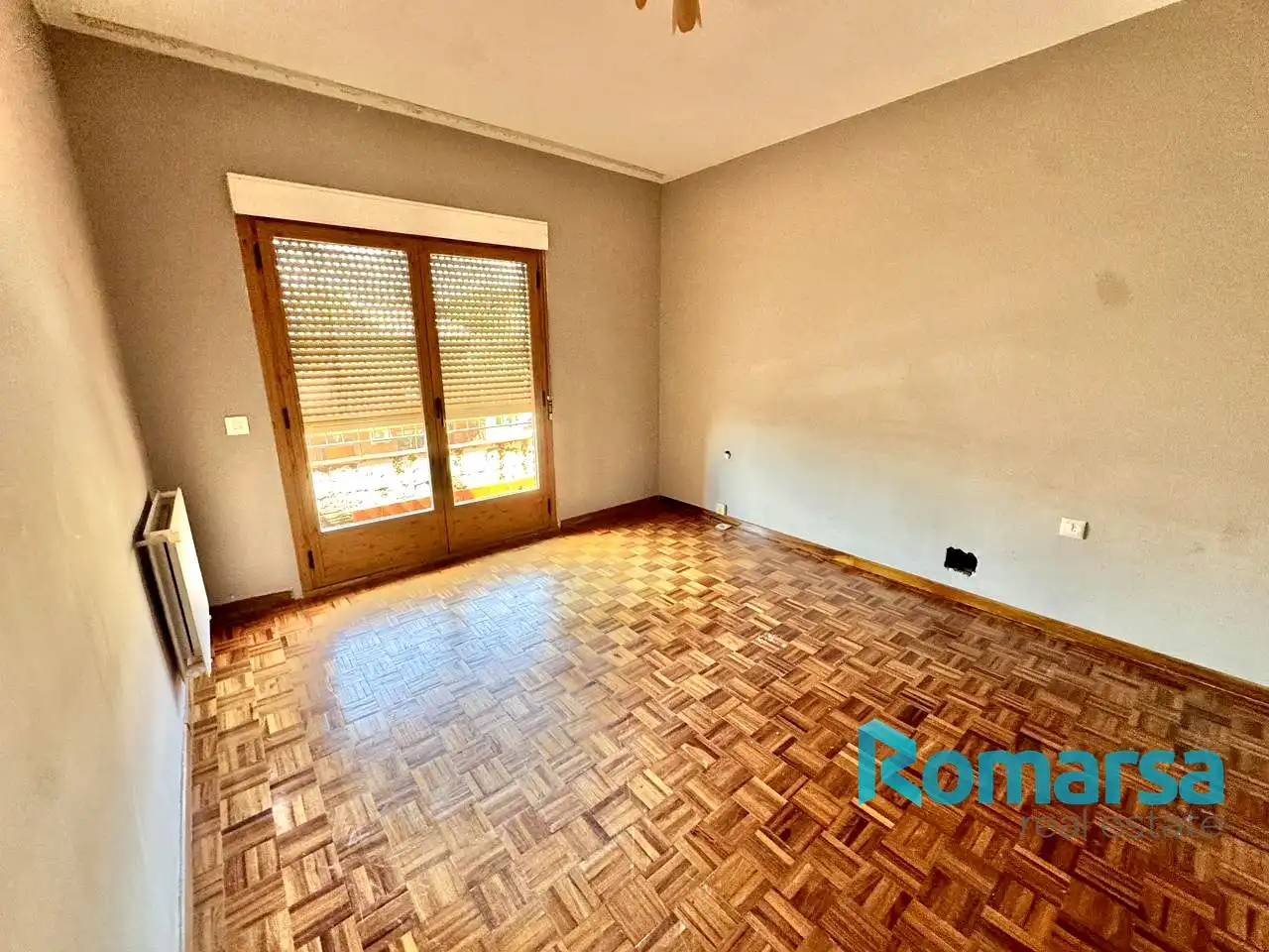 Dormitori de Casa adosada en venda en Cebreros amb Calefacció, Jardí privat i Terrassa