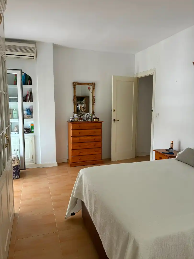 Habitación de Piso en venta en Algeciras con Aire acondicionado, Amueblado y Horno
