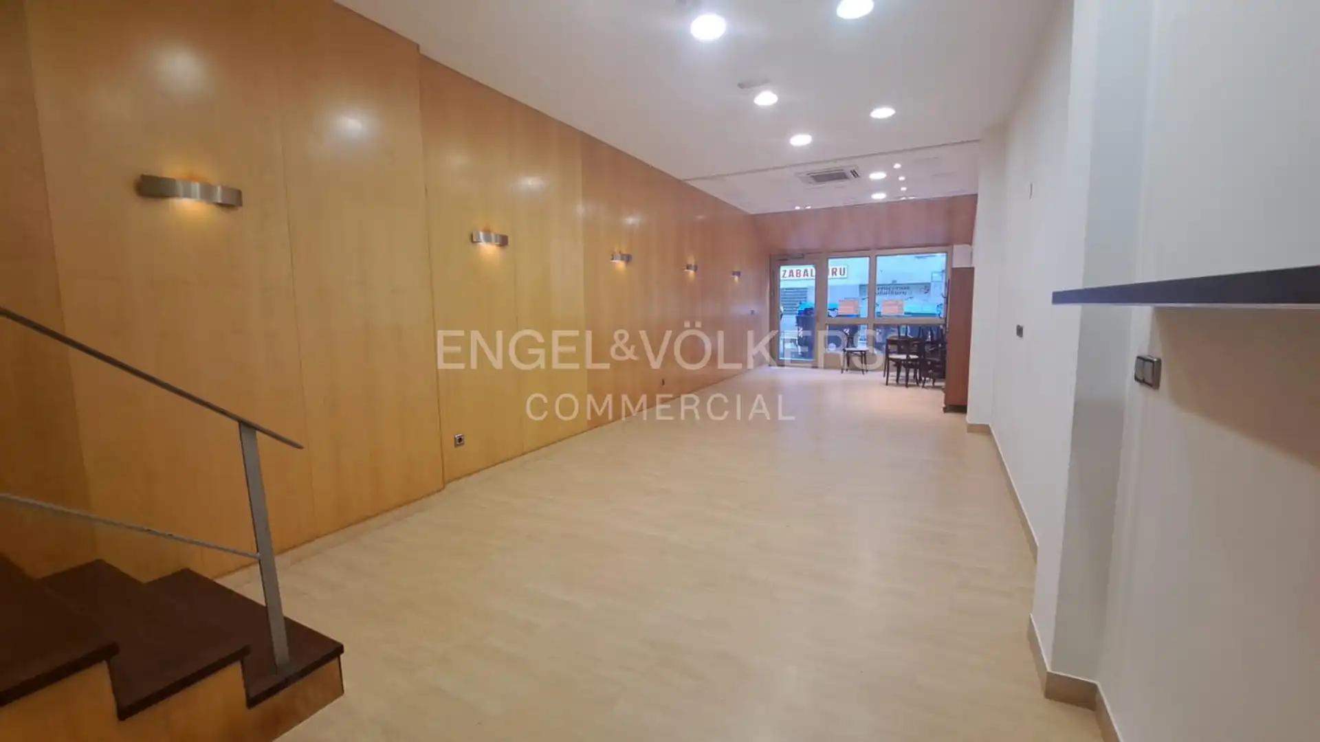 Local comercial en venda a José María de Escuza Kalea
