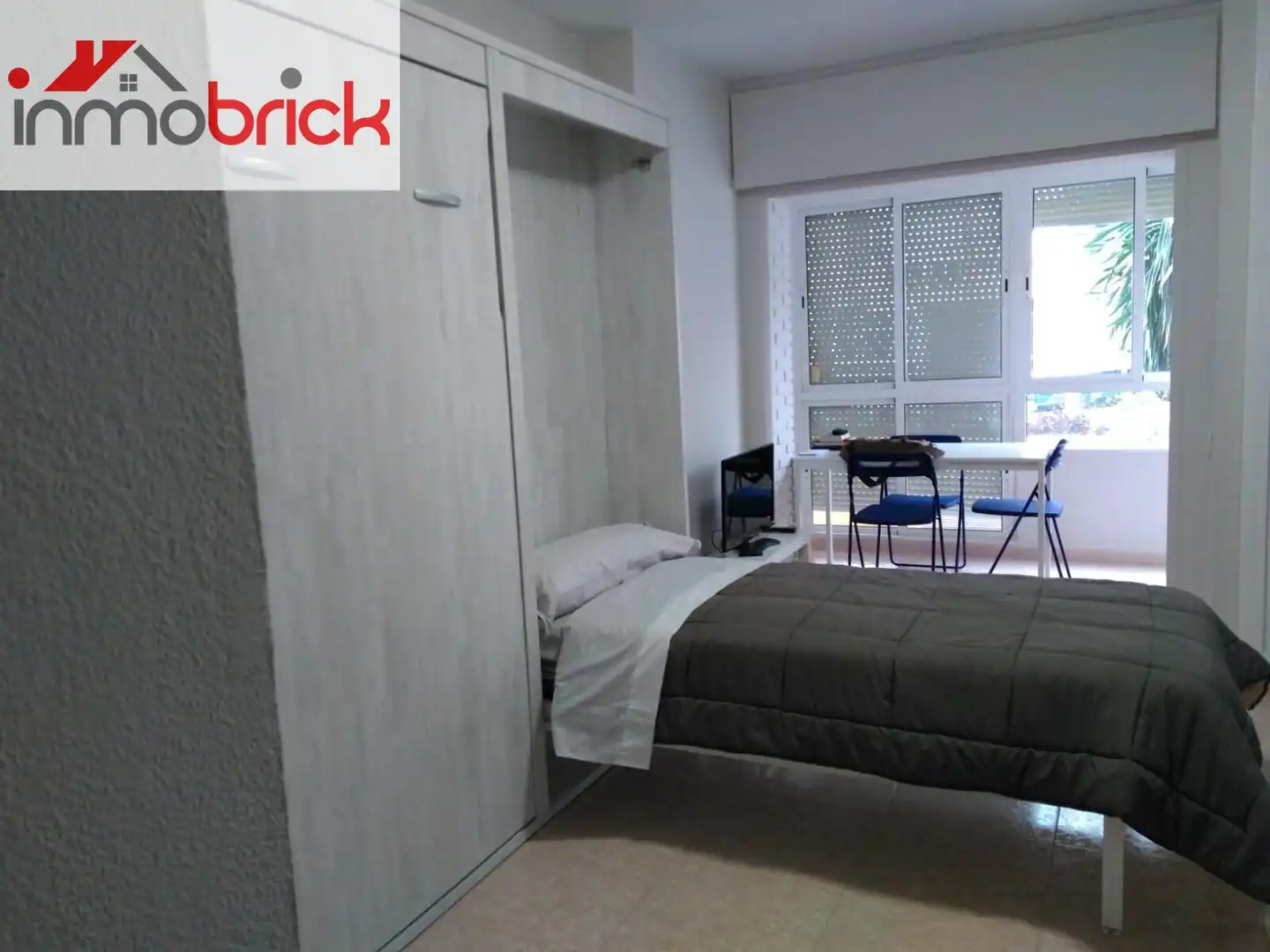 Habitación de Piso de alquiler en Benalmádena con Piscina comunitaria