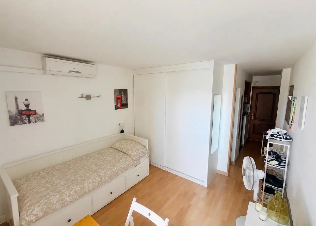 Apartment mit Terrasse zum Verkauf in Carrer DINA MOORE, imagen 3