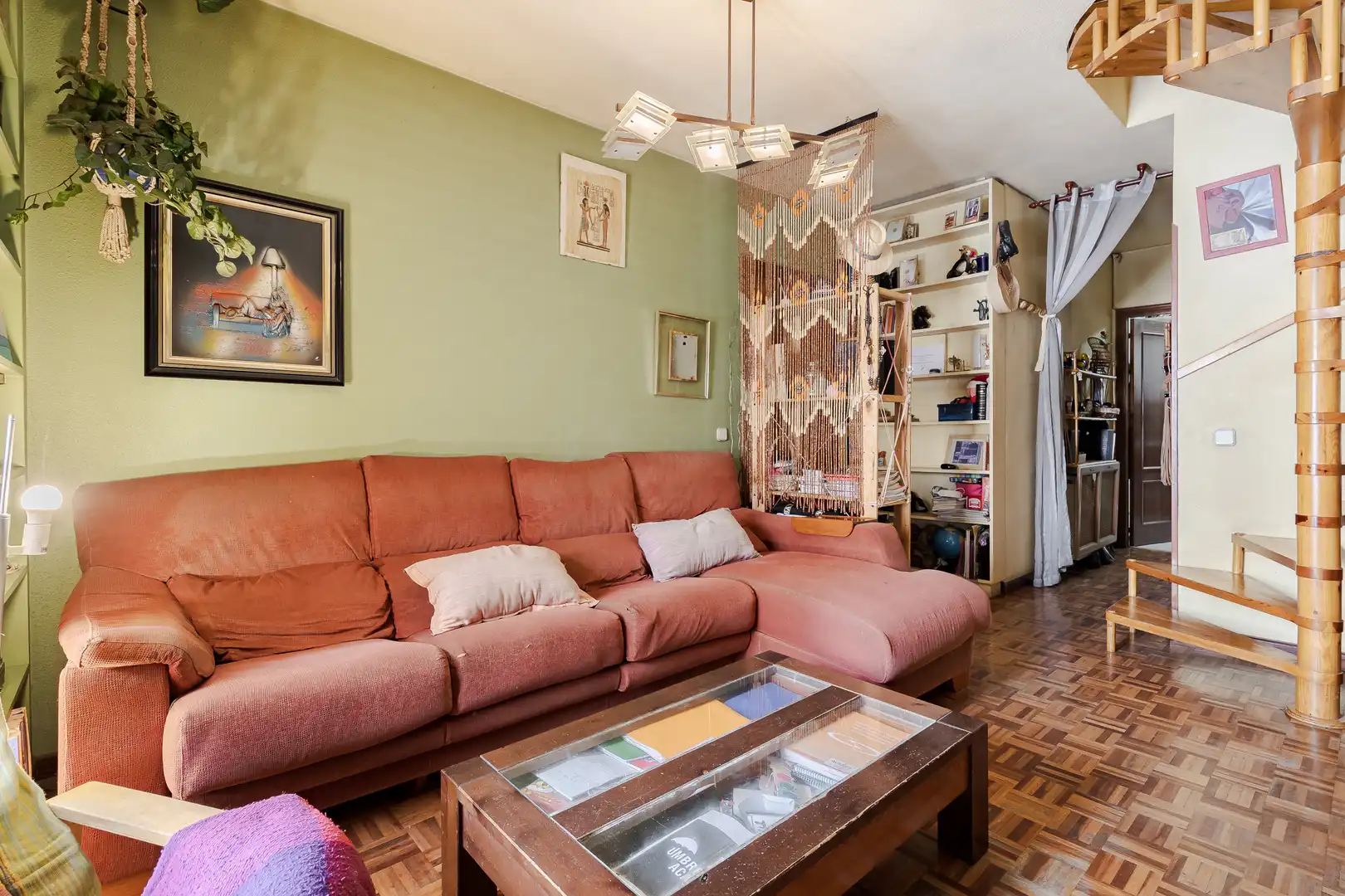 Wohnzimmer von Wohnung zum Verkauf in Madrid mit Privatgarten, Terrasse und Balkon