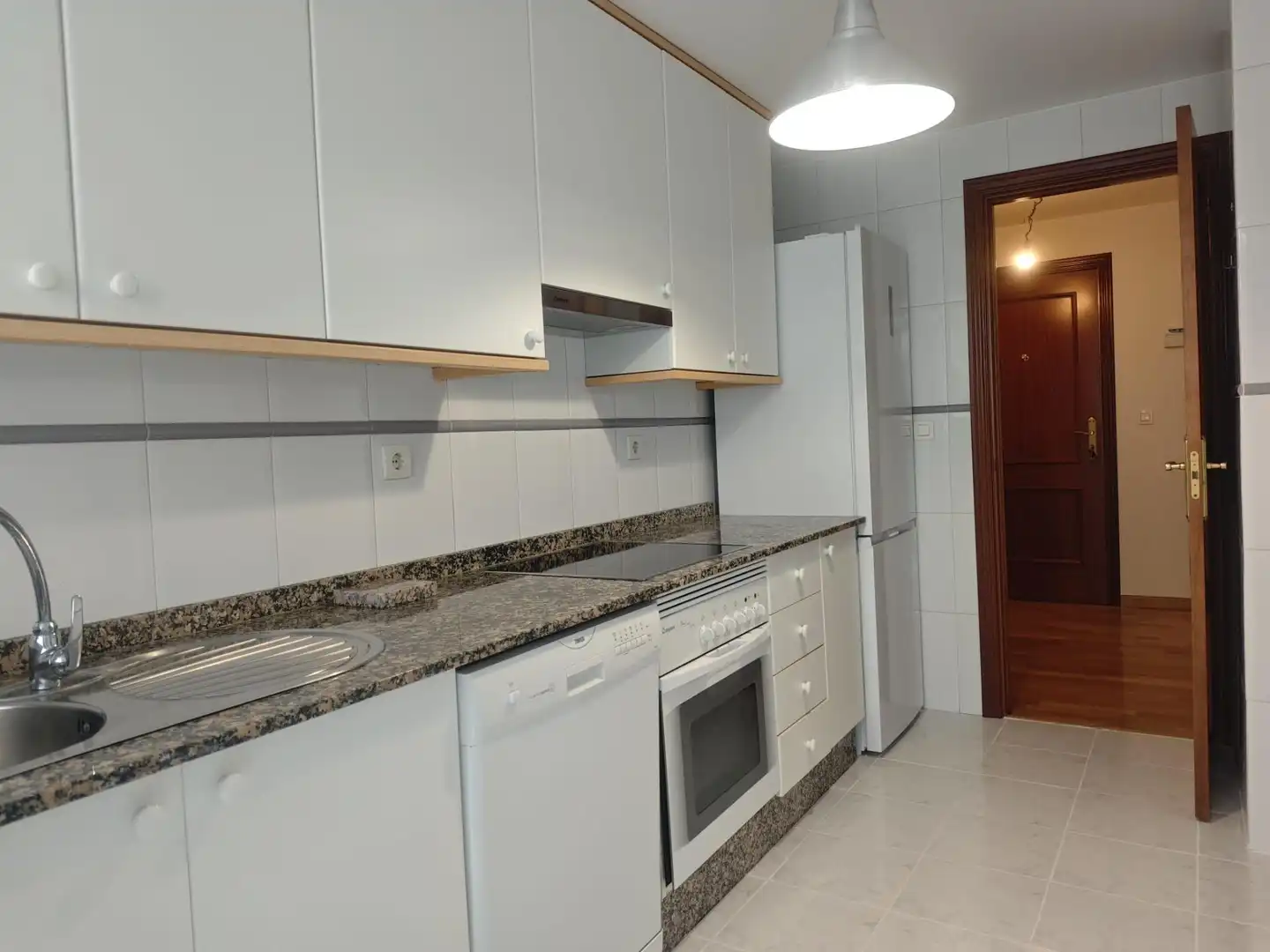 Kitchen of Flat for rent in Culleredo  with Heating, Parquet flooring and Storage room