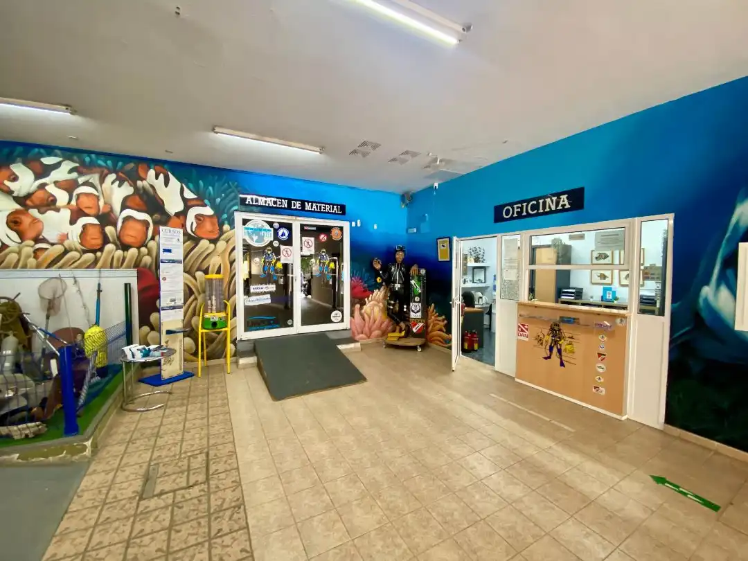 Local comercial en venda a Avenida del Tivoli Local 35, imagen 22