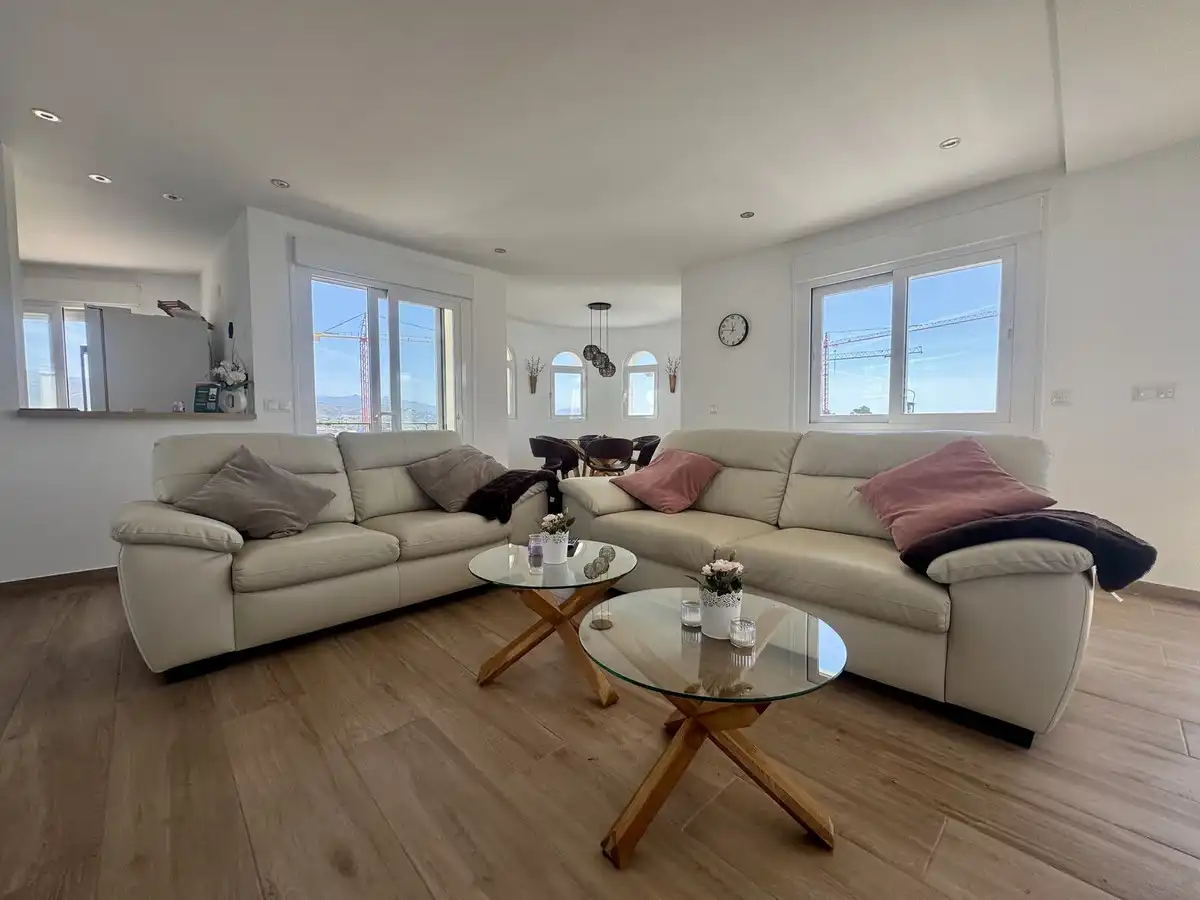 Casa con piscina en venta en Estepona - Estepona,Centro,Avenida Juan Carlos I, imagen 9