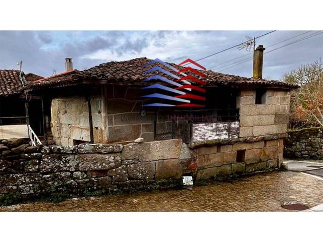 Casa-chalet en Venta en Calle COVELO en Taboadela