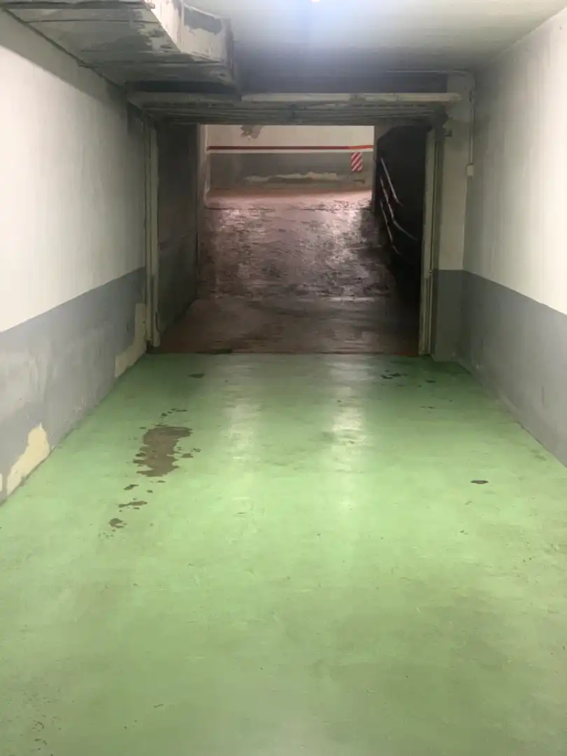 Garage for rent in Donostia - San Sebastián 