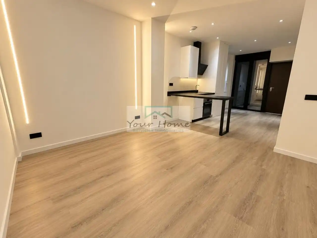 Apartament en venda en Caballería Española