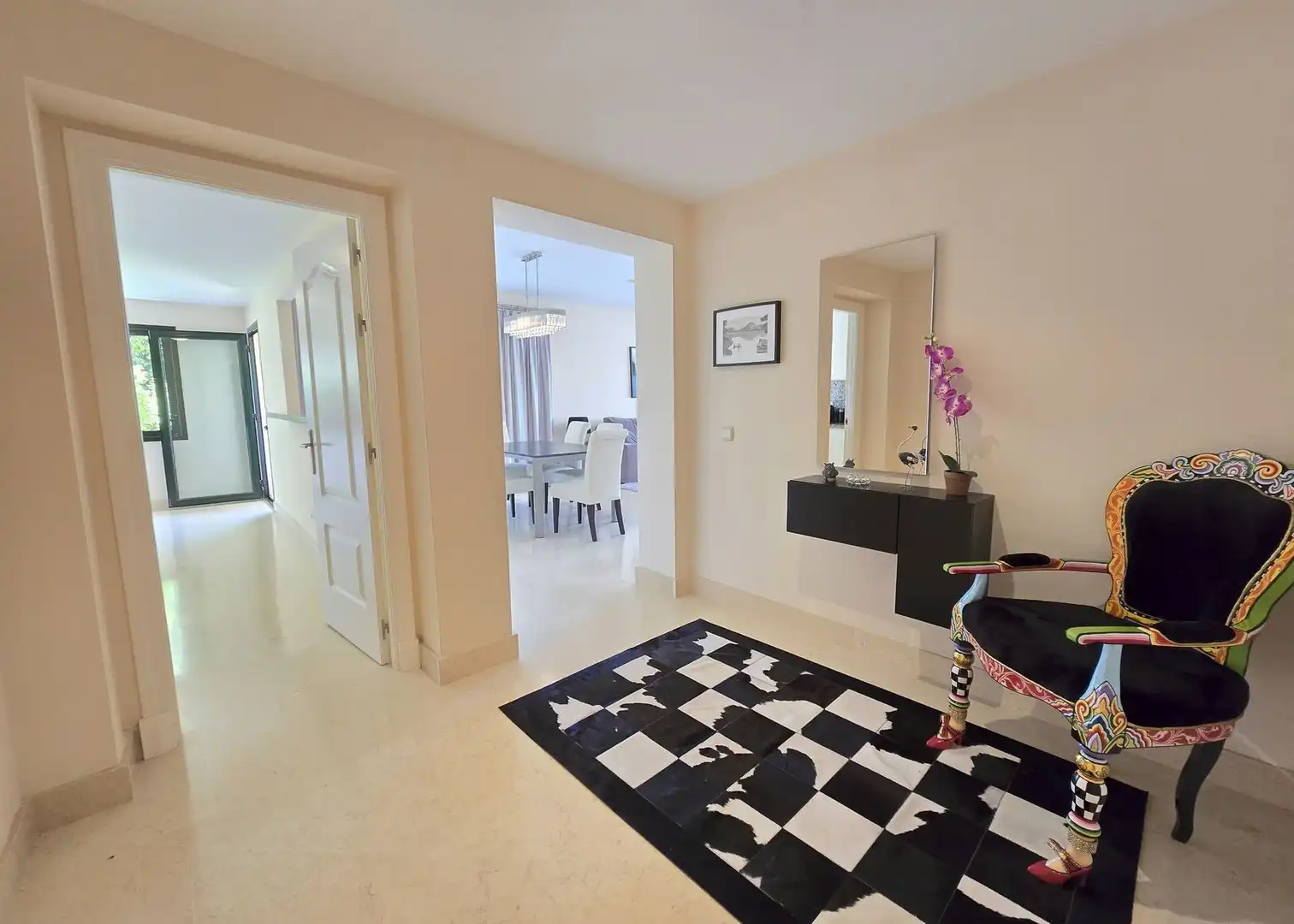 Flat for sale in Benahavís  with Air Conditioner, Furnished and TV