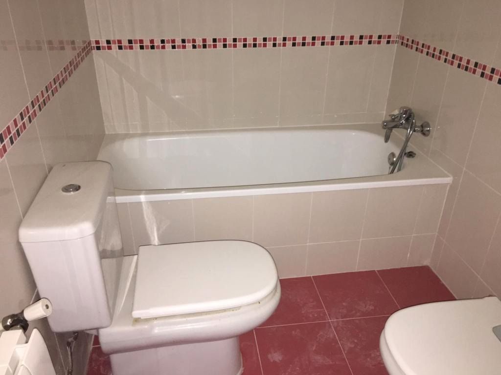 Bathroom of Single-family semi-detached for sale in Quintanar de la Orden
