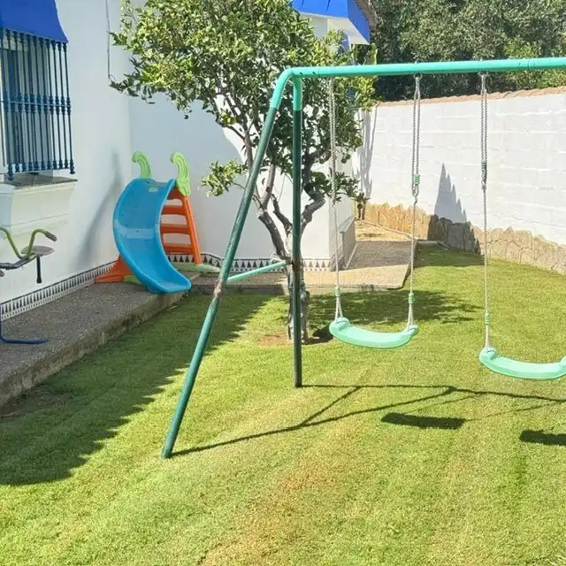 Jardí de Casa o xalet en venda en Chiclana de la Frontera amb Aire condicionat, Calefacció i Jardí privat
