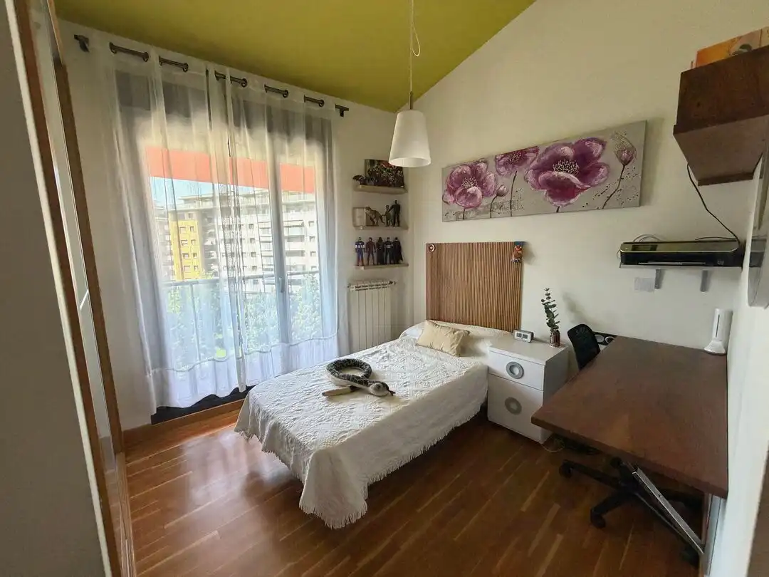 Habitación de Dúplex en venta en Astigarraga con Calefacción y Terraza