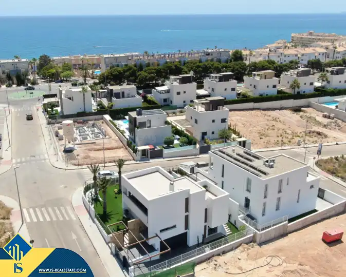 Detached house with pool for sale in Orihuela Costa, imagen 3