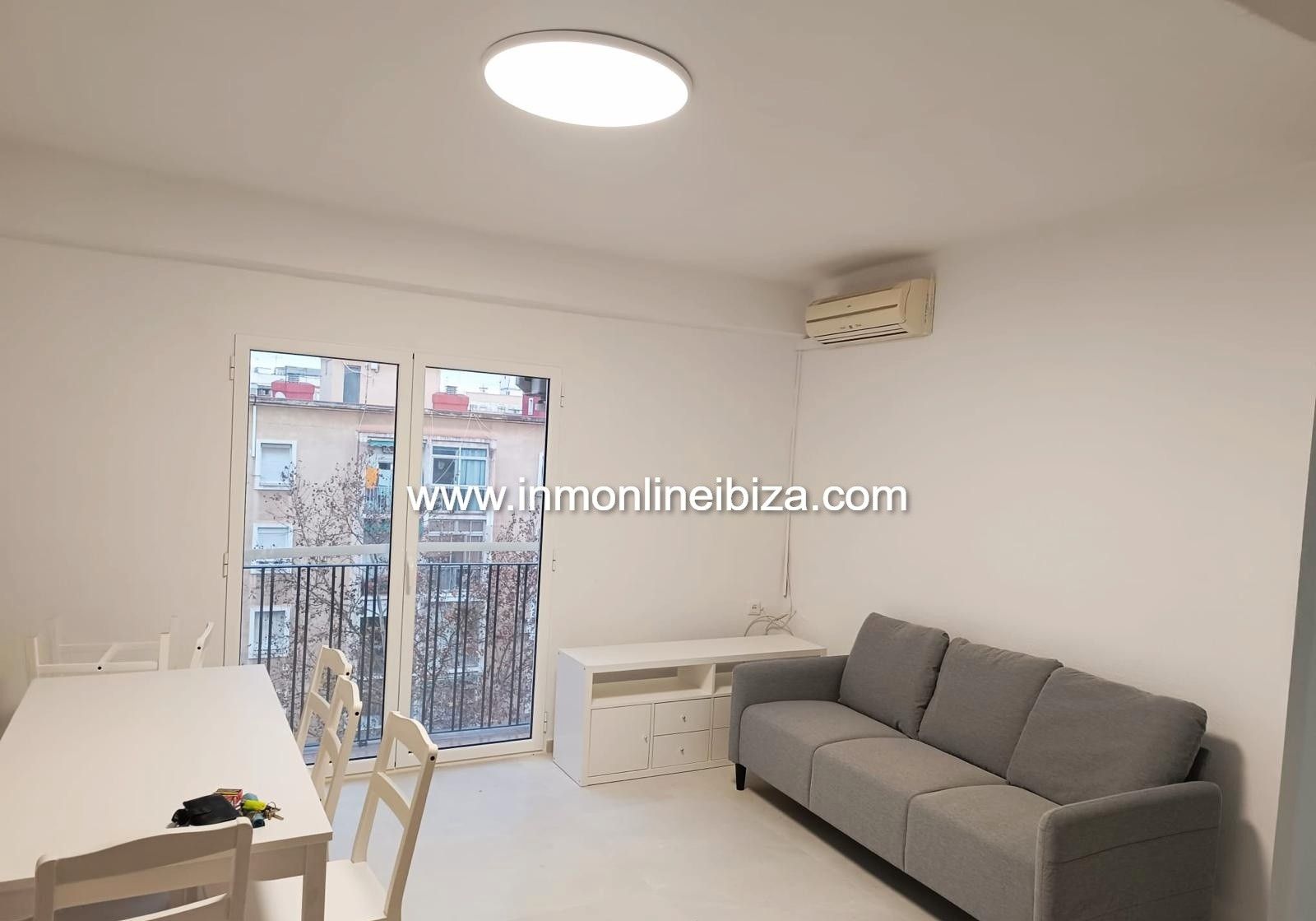 Bedroom of Flat to rent in  Valencia Capital  with Air Conditioner, Furnished and Oven