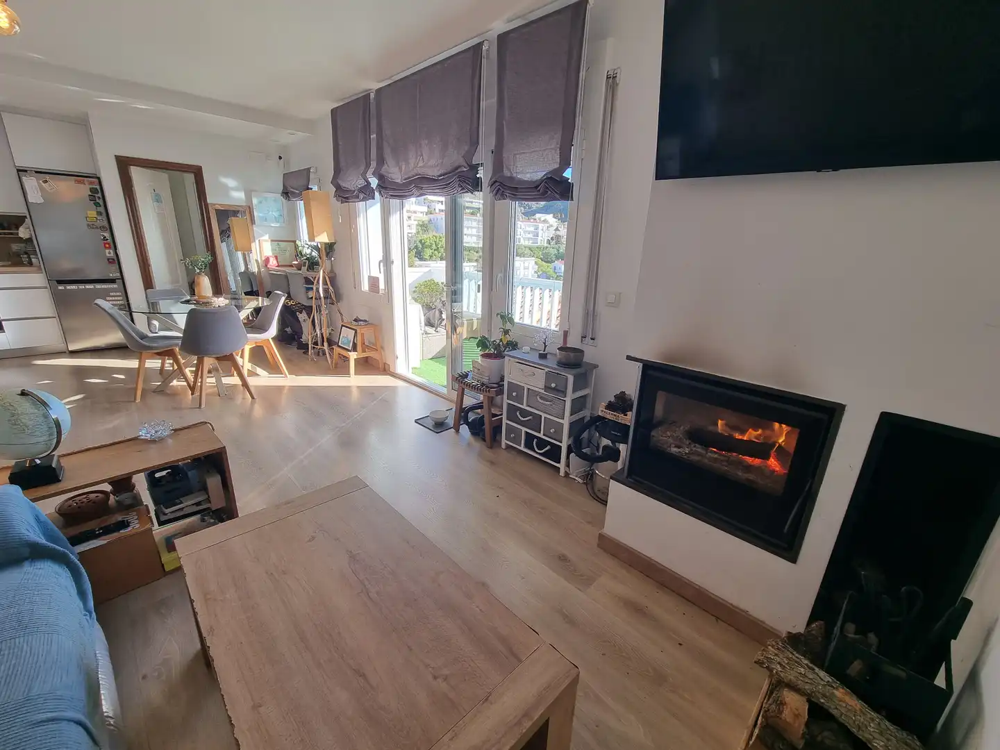 Wohnzimmer von Einfamilien-Reihenhaus zum Verkauf in Roses mit Klimaanlage, Heizung und Privatgarten