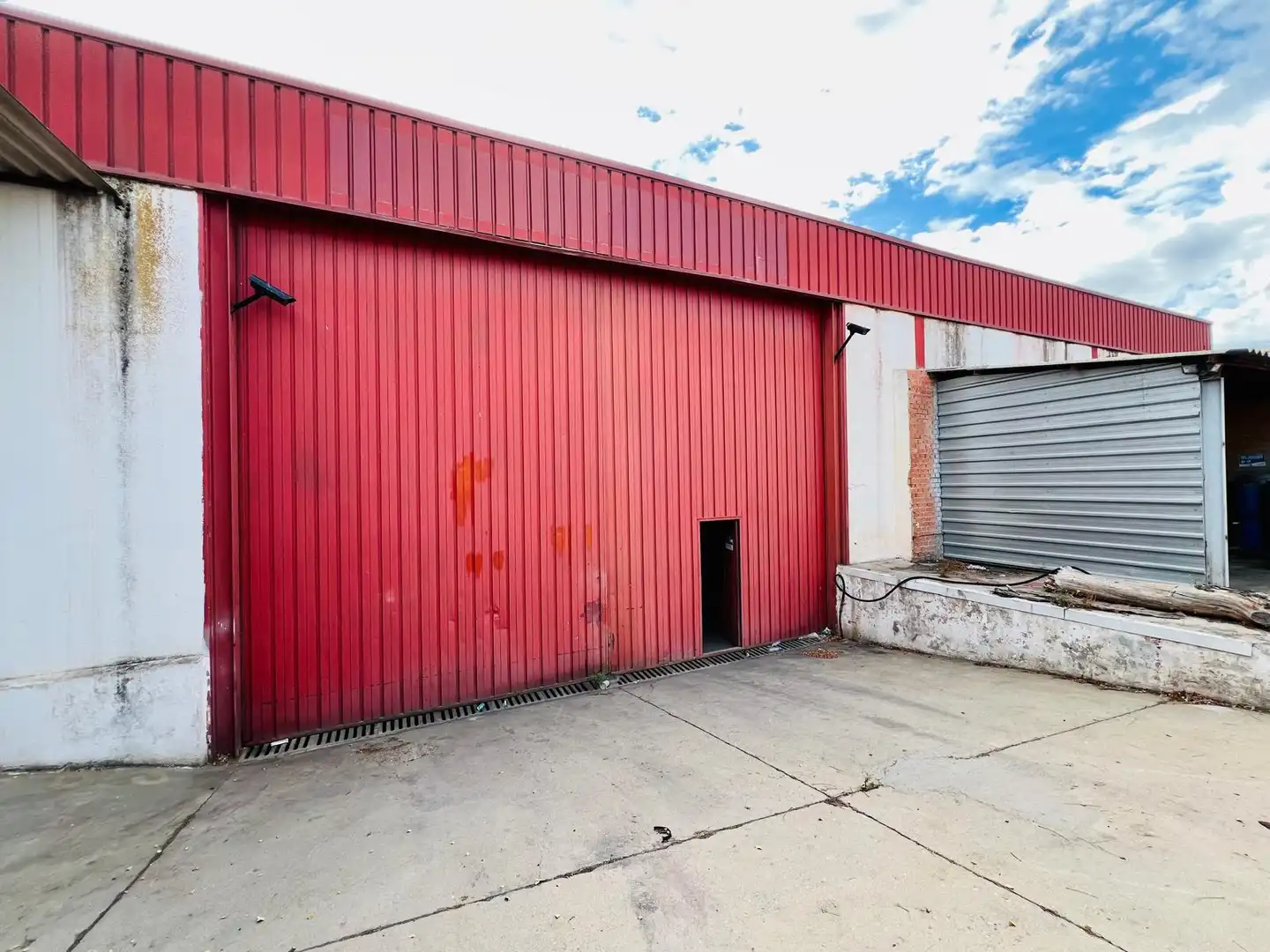 Exterior view of Industrial buildings for sale in Rivas-Vaciamadrid  with Heating and Alarm