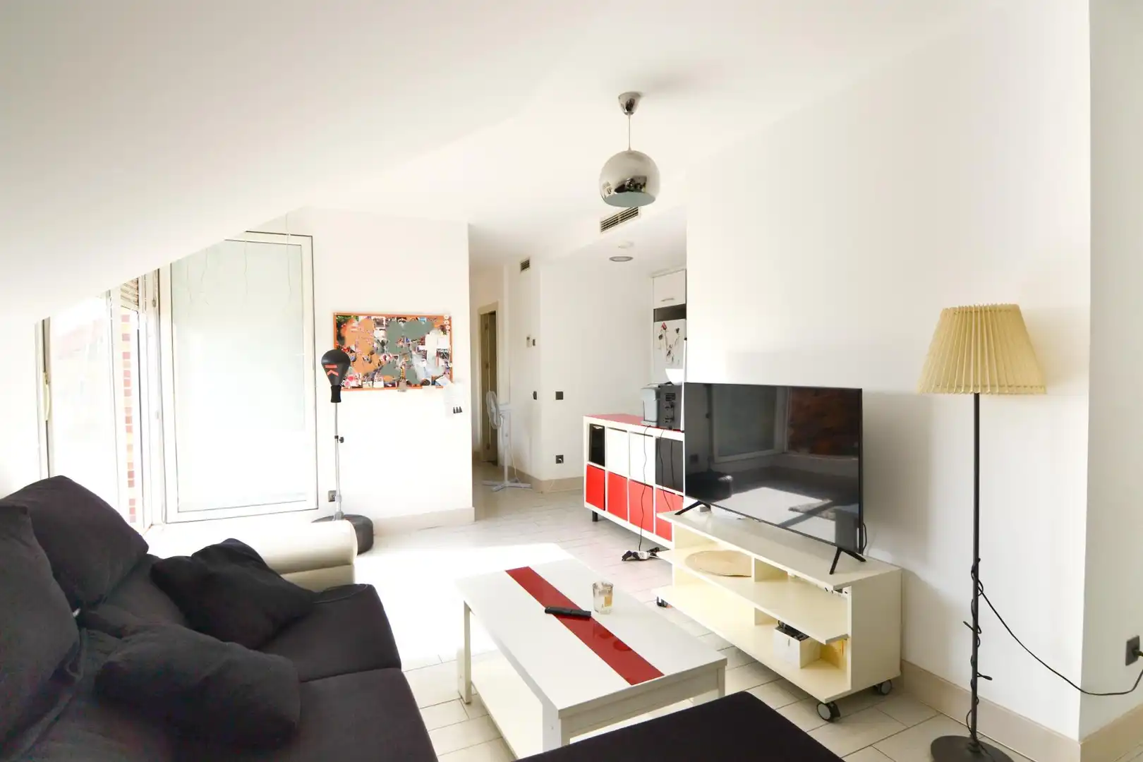 Sala d'estar de Àtic de lloguer en Brunete amb Terrassa i Balcó