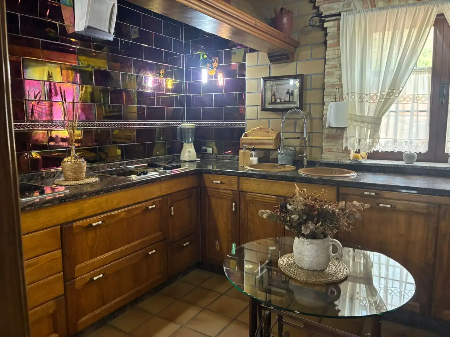 Cocina de Finca rústica en venta en Cabezuela del Valle con Calefacción, Jardín privado y Terraza