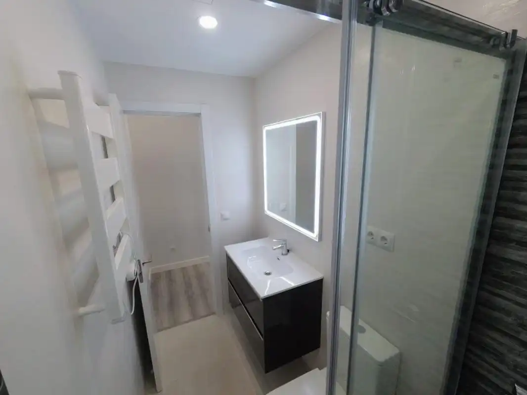 Baño de Piso en venta en Madrid con Aire acondicionado, Calefacción y Amueblado