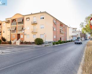 Vista exterior de Pis en venda en Alhendín amb Terrassa i Balcó