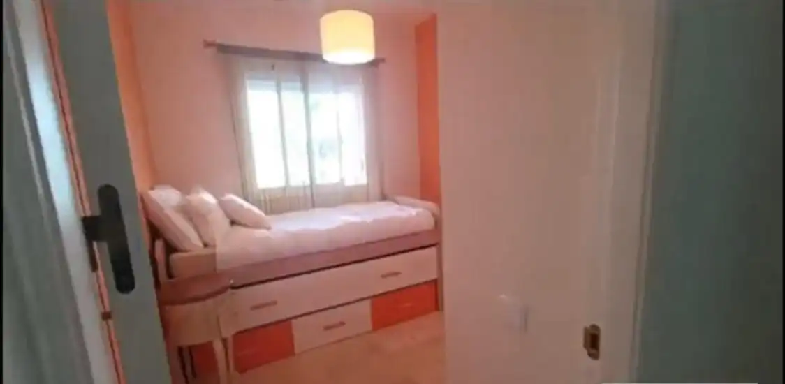 Dormitori de Apartament en venda en Manilva amb Aire condicionat, Terrassa i Traster
