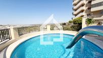 Piscina de Casa adosada en venda en Elche / Elx amb Aire condicionat, Terrassa i Traster