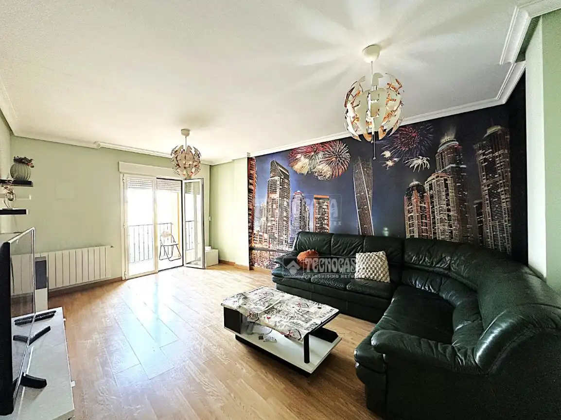 Piso con terraza en venta en C. Hornillos, imagen 8