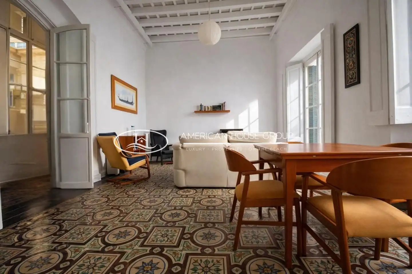 Sala de estar de Edificio en venta en Chiclana de la Frontera