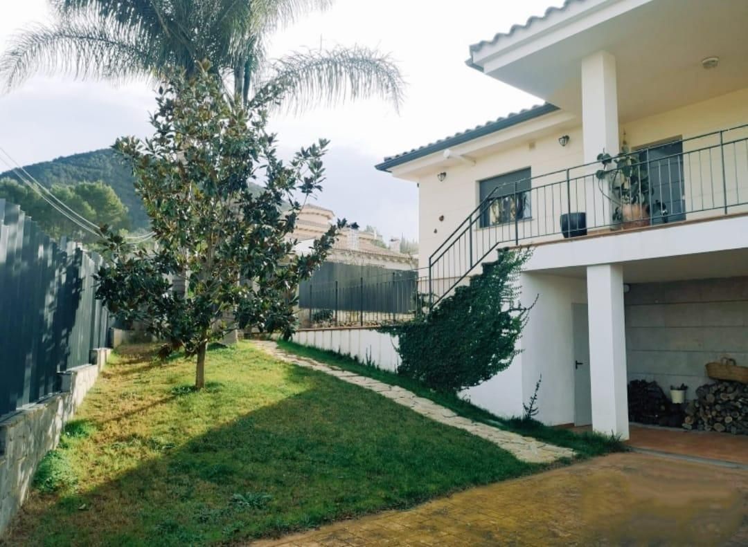 Exterior view of House or chalet for sale in Tales  with Air Conditioner, Heating and Private garden