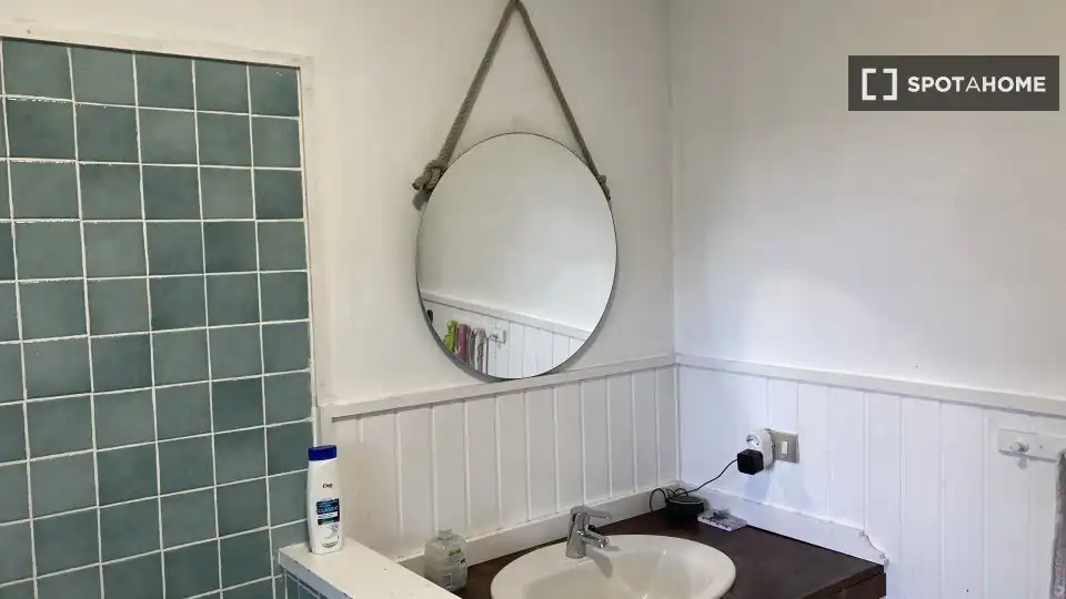 Bathroom of Apartments for share in Tacoronte  with Air Conditioner, Terrace and Furnished