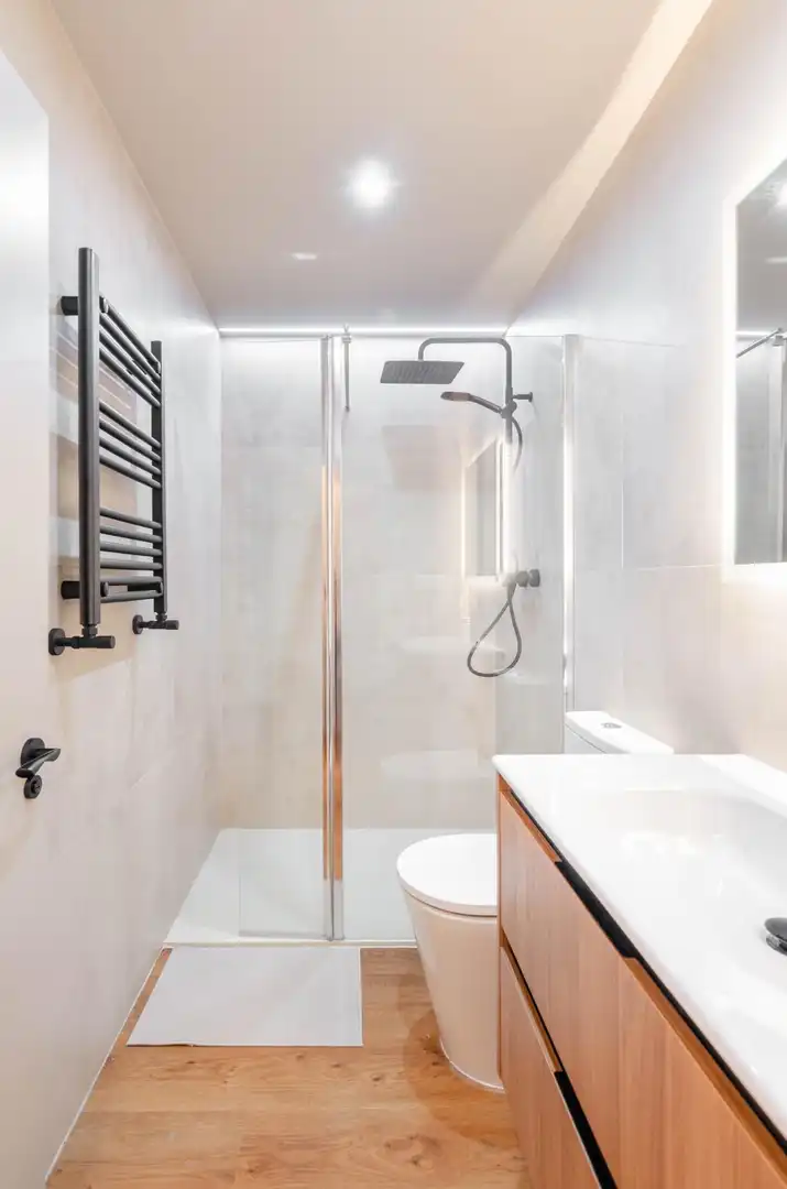 Bathroom of Flat for sale in Langreo  with Heating