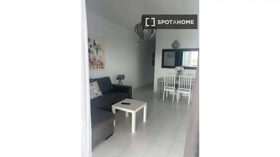 Vista exterior de Apartamento para compartir en San Bartolomé con Aire acondicionado, Terraza y Amueblado