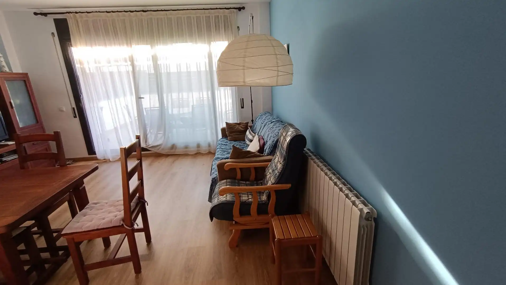 Wohnzimmer von Erdgeschoss zur Miete in Palamós mit Heizung, Terrasse und Balkon