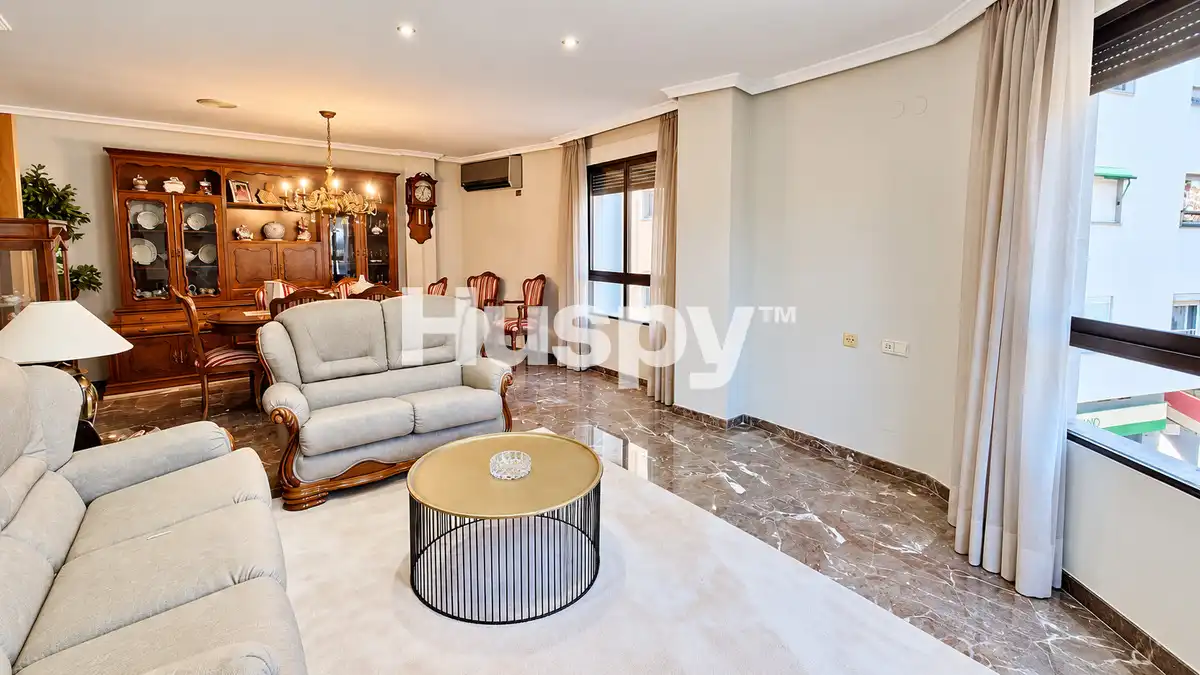 Wohnung mit Balkon zum Verkauf in Plaça Generalitat