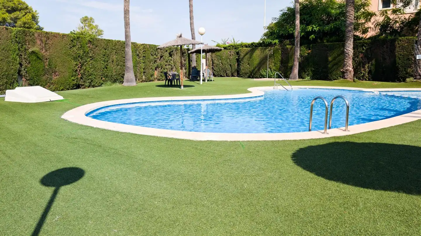 Piscina de Casa o xalet en venda en Elche / Elx amb Aire condicionat, Jardí privat i Terrassa