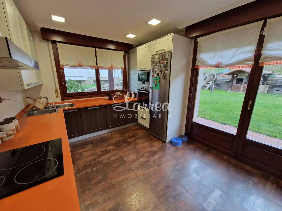 Kitchen of Detached homes for sale in Areatza  with Heating, Private garden and Storage room