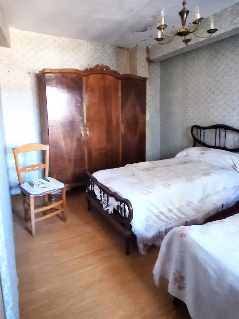 Bedroom of Houses for sale in Valdeolea  with Heating and Balcony