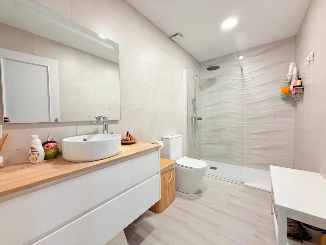 Bathroom of Houses for sale in Hostalric  with Air Conditioner, Heating and Private garden