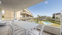 Terrassa de Apartament en venda en Mijas amb Aire condicionat, Terrassa i Piscina