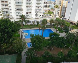 Piscina de Apartament en venda en Benalmádena amb Aire condicionat, Jardí privat i Terrassa