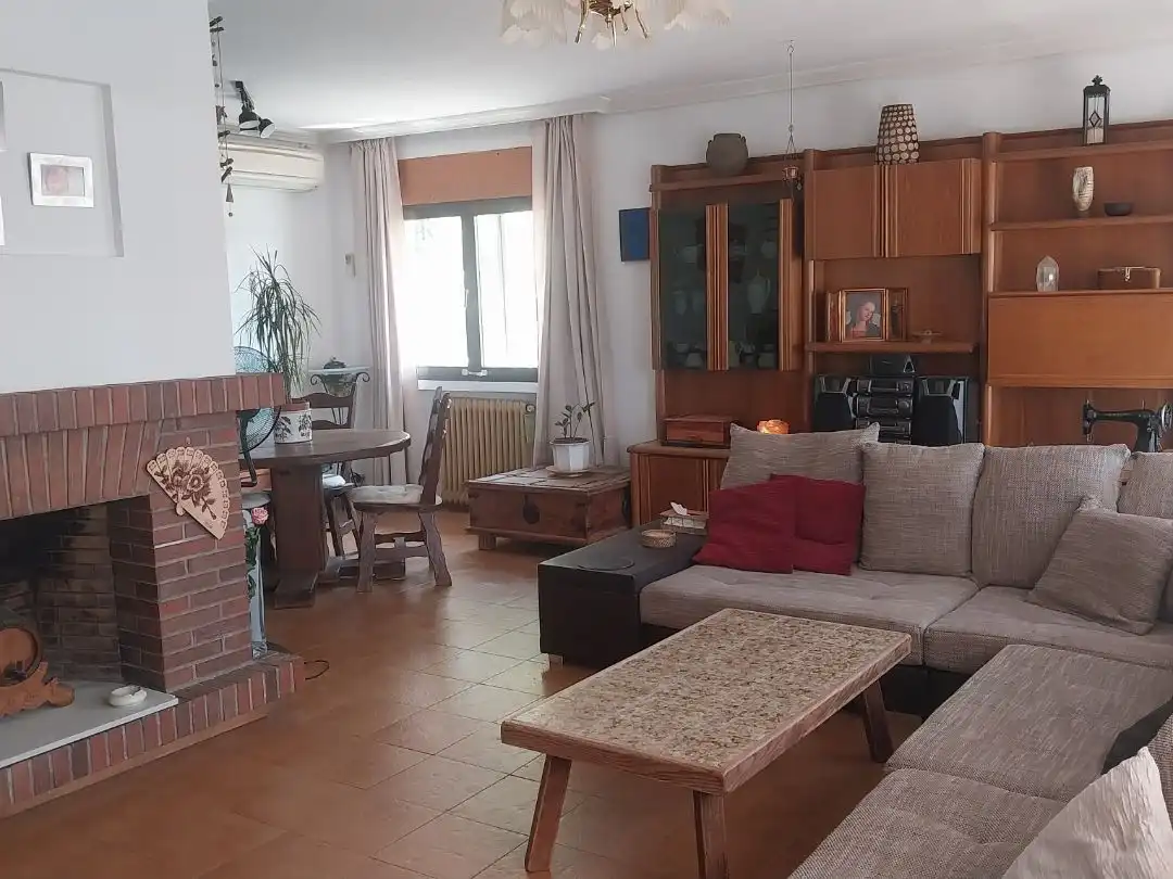 Villa mit Garten zur Miete in Murillo 7, imagen 5