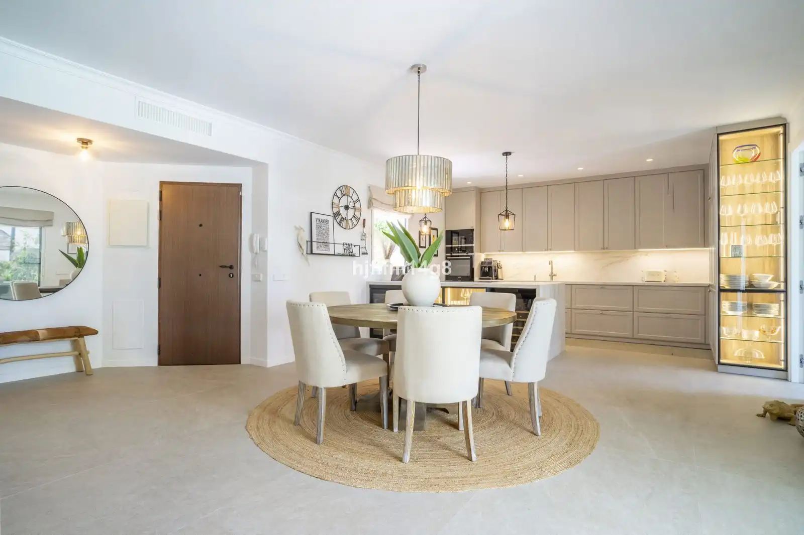 Comedor de Piso en venta en Marbella con Aire acondicionado, Trastero y Amueblado