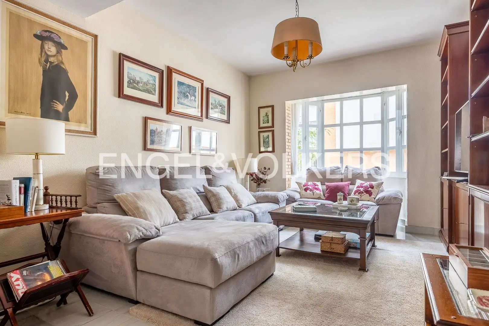 Living room of Houses for sale in Sevilla  with Air Conditioner, Heating and Private garden
