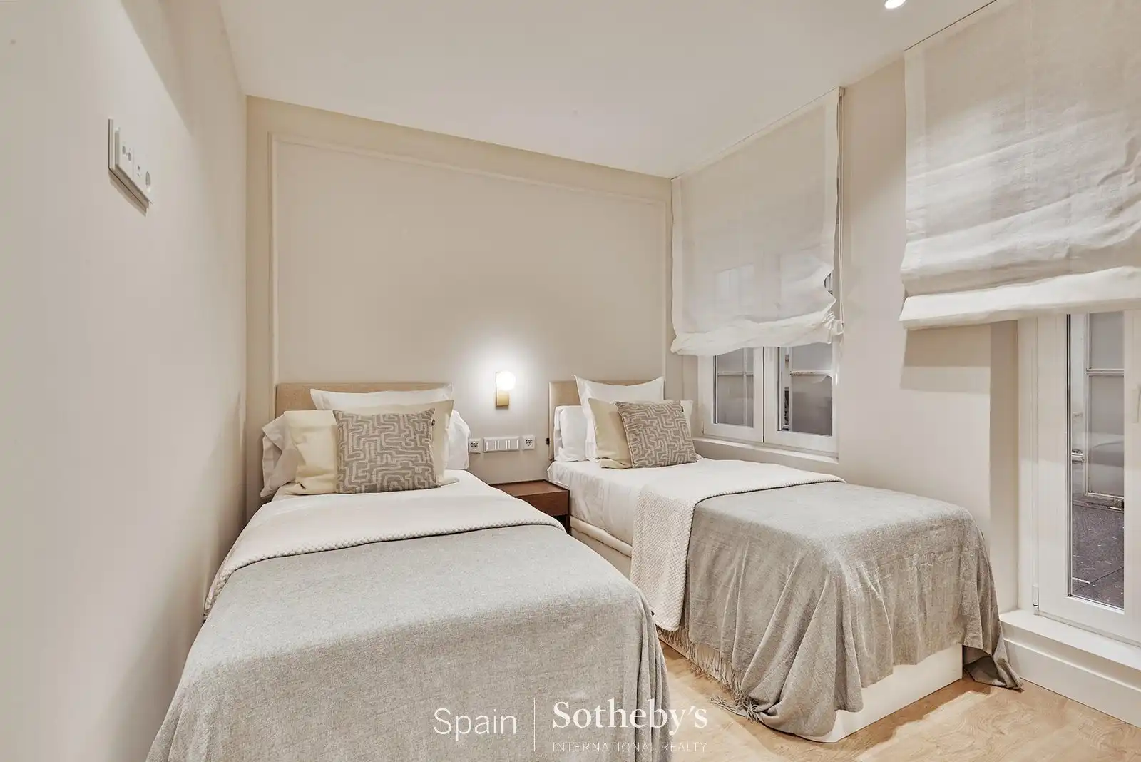 Schlafzimmer von Wohnungen zum Verkauf in Madrid mit Klimaanlage und Heizung
