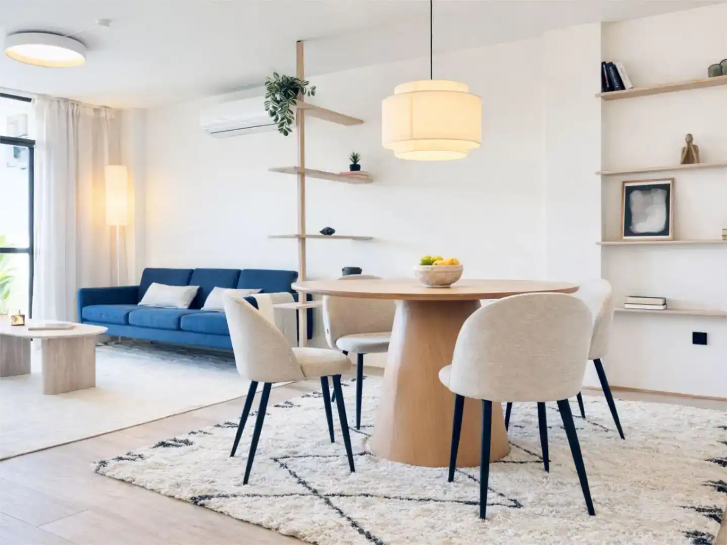 Dining room of Flat for sale in Fuengirola  with Air Conditioner, Swimming Pool and Balcony