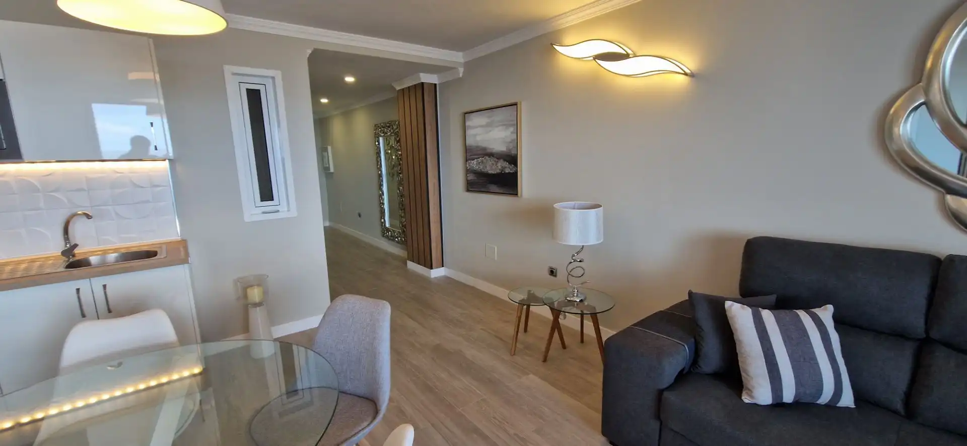 Sala de estar de Piso de alquiler en San Cristóbal de la Laguna con Aire acondicionado y Amueblado