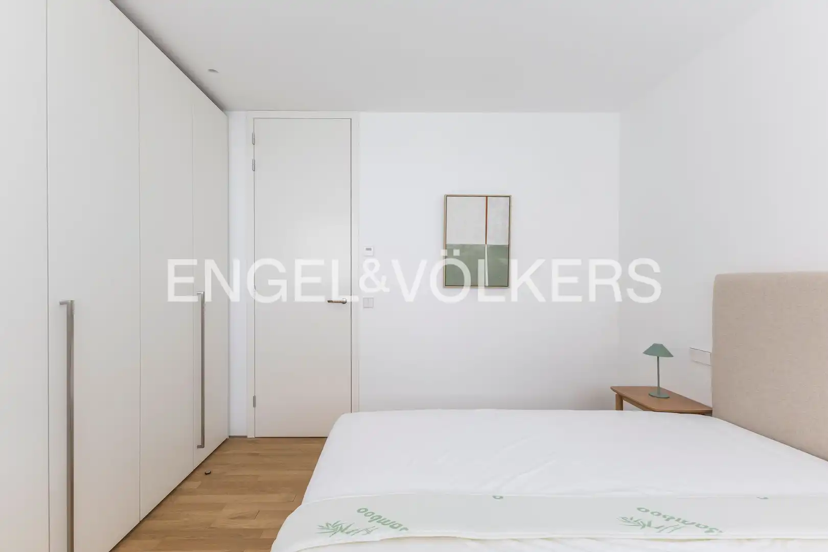 Habitación de Piso en venta en Madrid con Aire acondicionado, Calefacción y Jardín privado